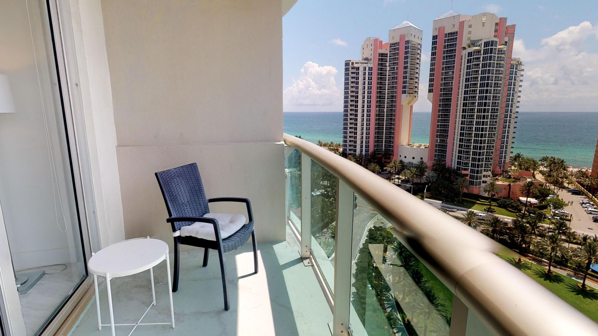 Ocean Reserve Sunny Isles Beach Exterior foto